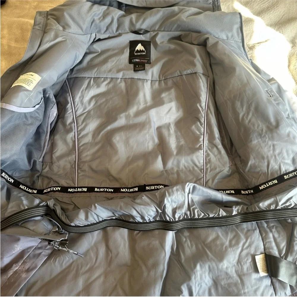 Women’s Burton Lelah Snowboarding Jacket - Picture 6 of 13
